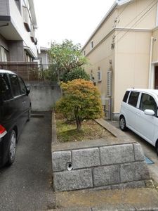 麻生区植木剪定1−2.jpg